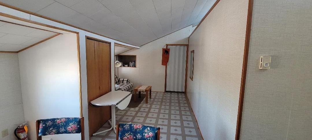 Polar Bear Bed And Breakfast Churchill Exterior foto